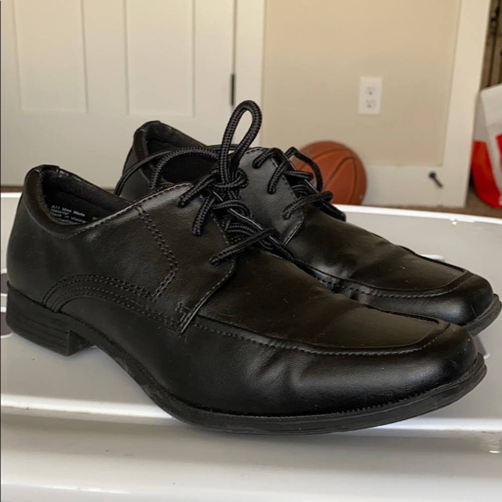 Boys dress shoes